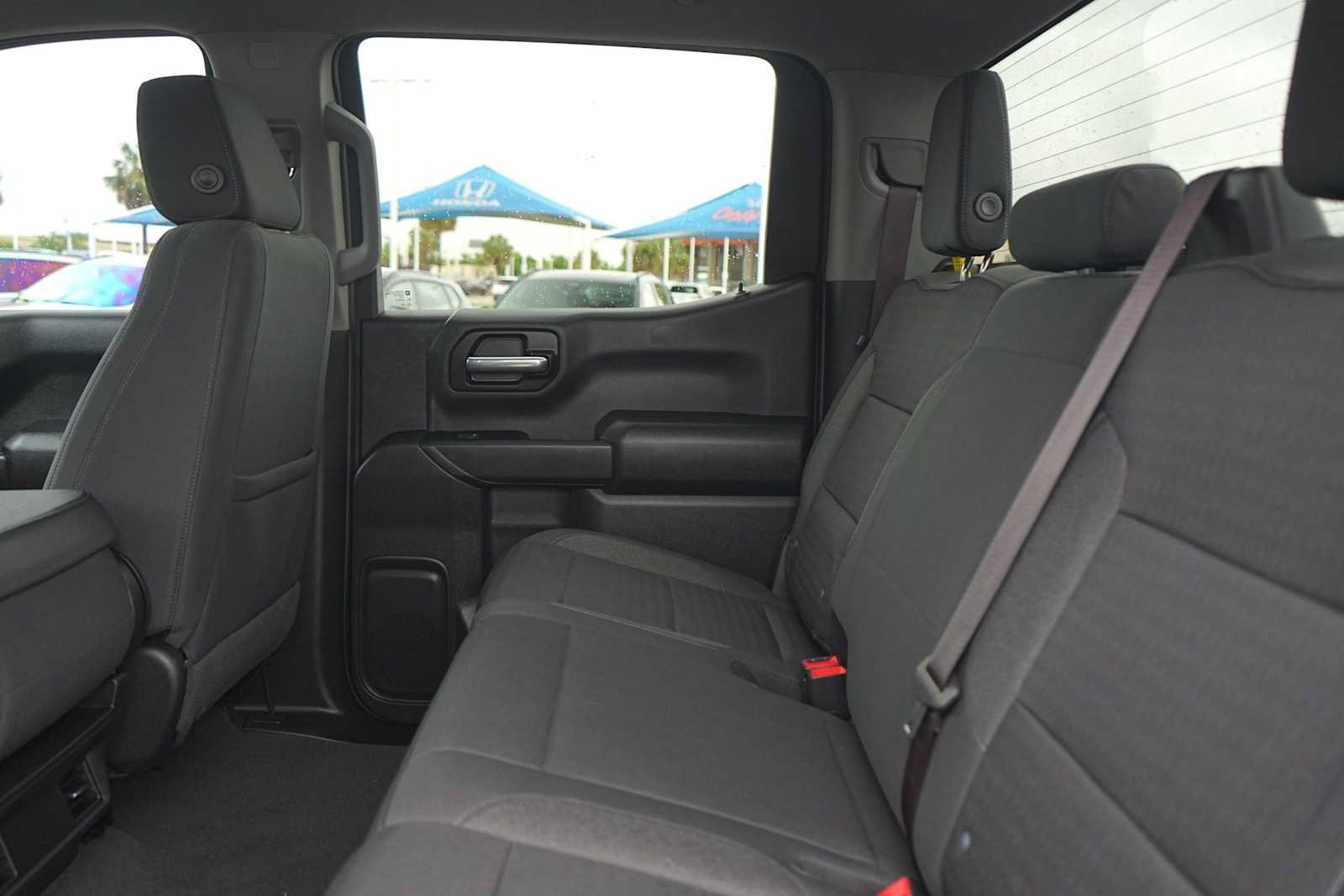 Used 2023 Chevrolet Silverado 1500 Custom AWD/4WD image 14