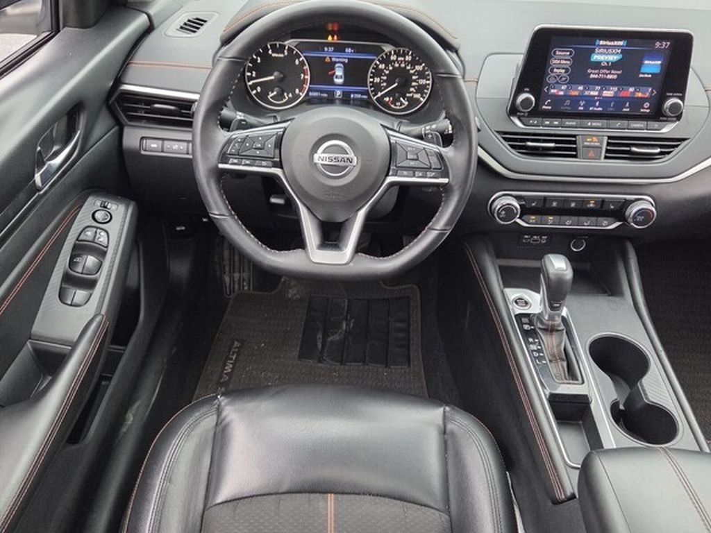 Used 2021 Nissan Altima 2.5 SR w/ SR Premium Package FWD image 9