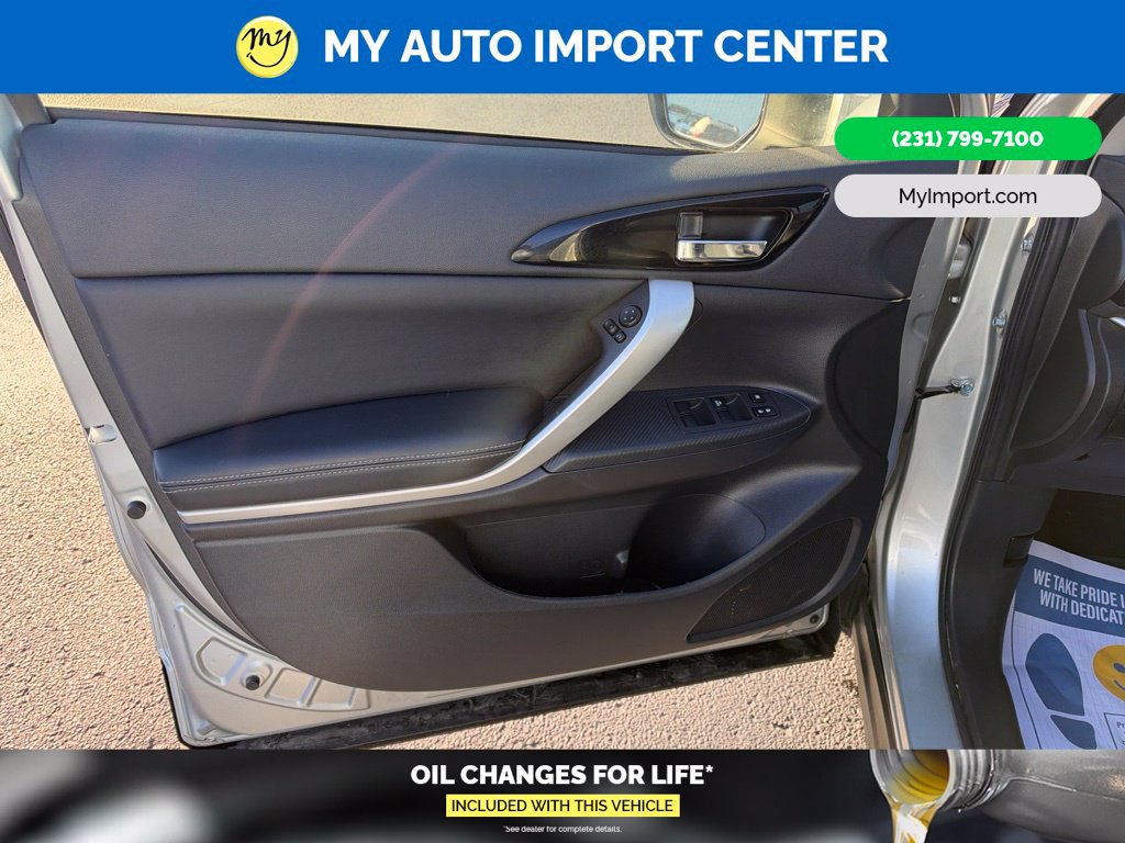 Used 2023 Mitsubishi Eclipse Cross AWD image 10