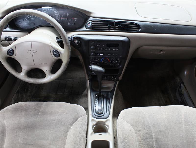 Used 2004 Chevrolet Malibu Classic FWD image 8