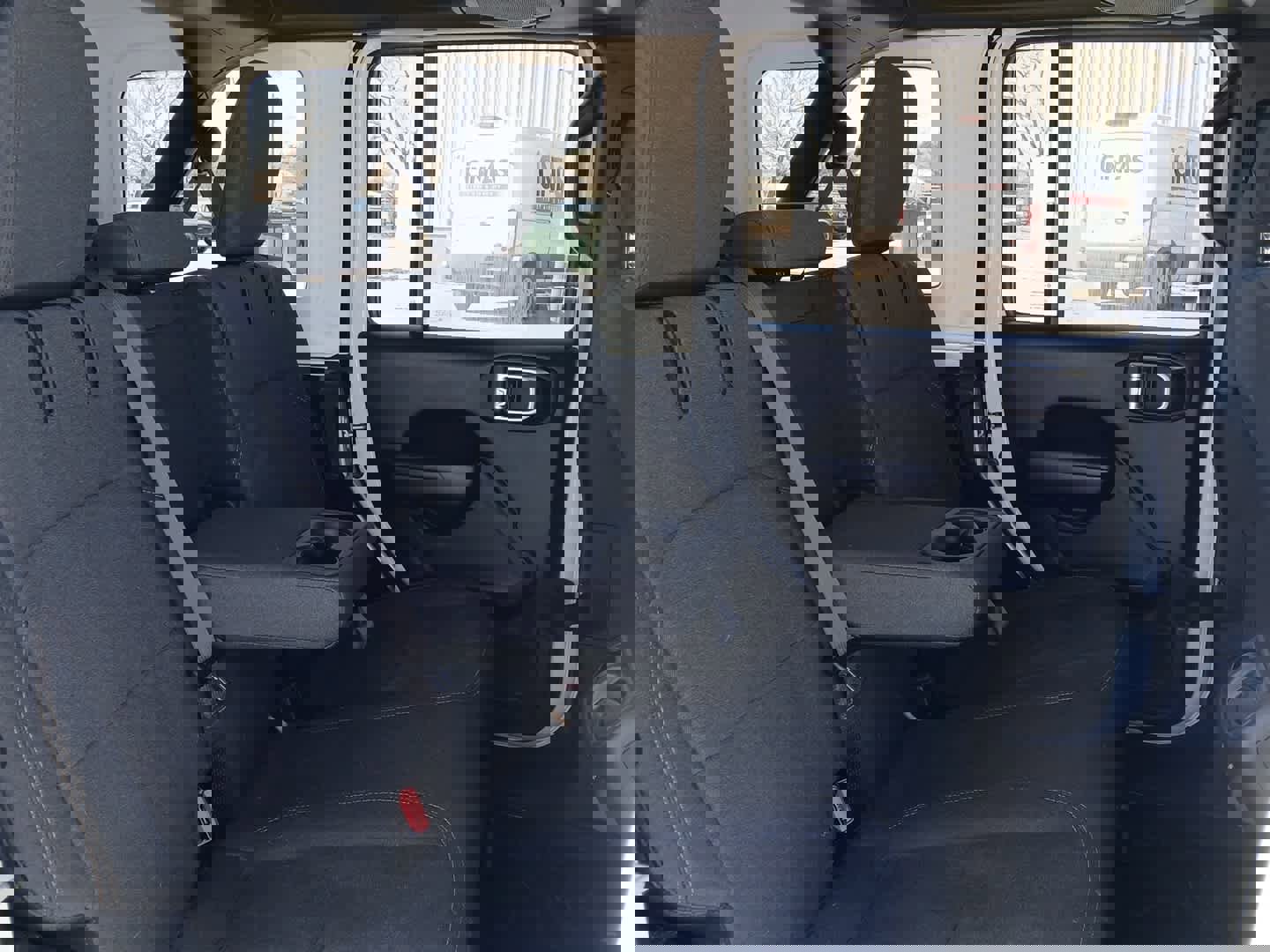 Used 2025 Jeep Wrangler Willys image 58