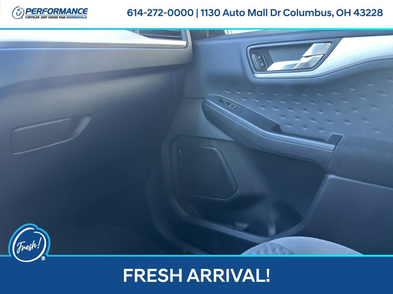 Used 2020 Ford Escape SE image 23