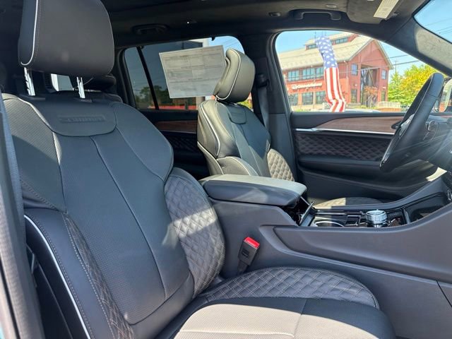 New 2026 Jeep Grand Cherokee L Summit AWD/4WD image 32
