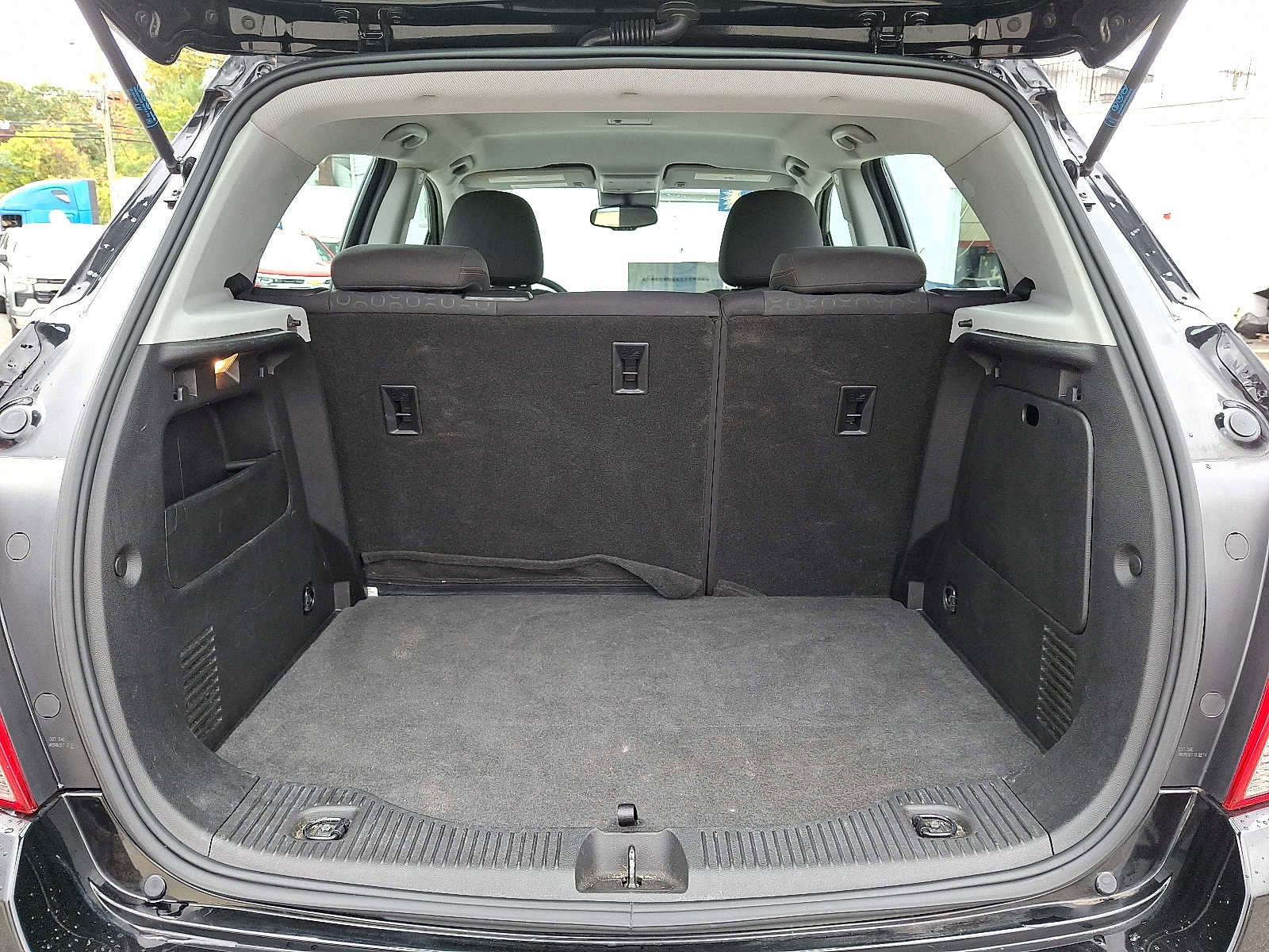 Used 2018 Chevrolet Trax LS image 28