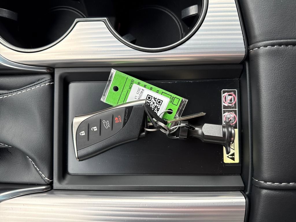 Used 2023 Lexus LX 600 F Sport image 38