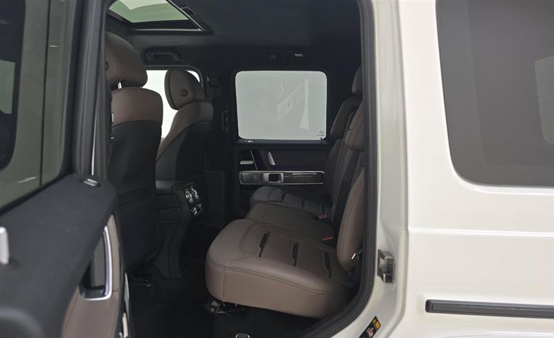 Used 2024 Mercedes-Benz G 63 AMG 4MATIC w/ Seat Comfort Package image 9