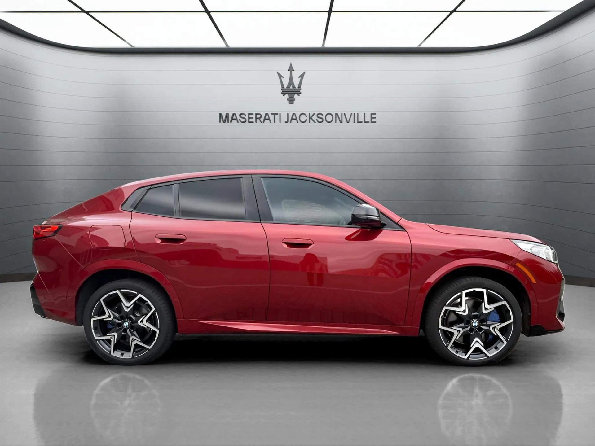 Used 2025 BMW X2 M35i image 5