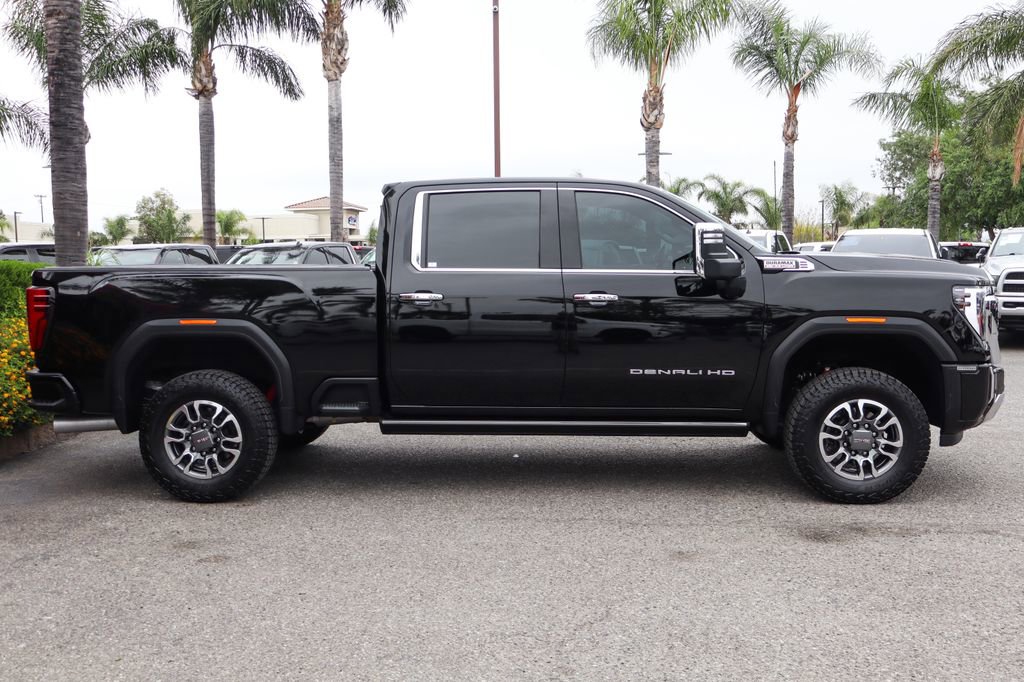 Used 2024 GMC Sierra 2500 Denali w/ Denali Reserve Package image 11