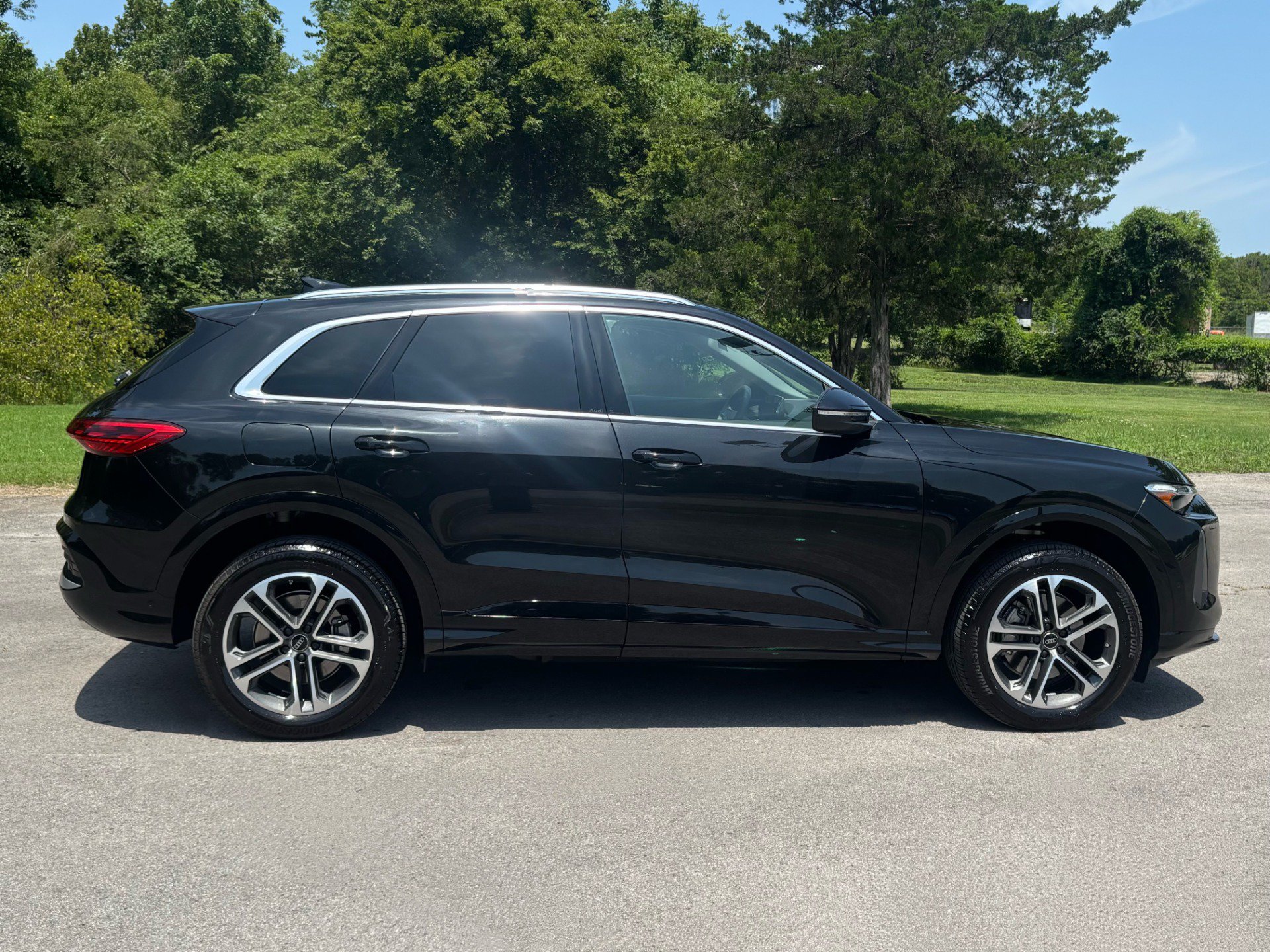 Used 2025 Audi Q5 Premium Plus AWD/4WD image 8