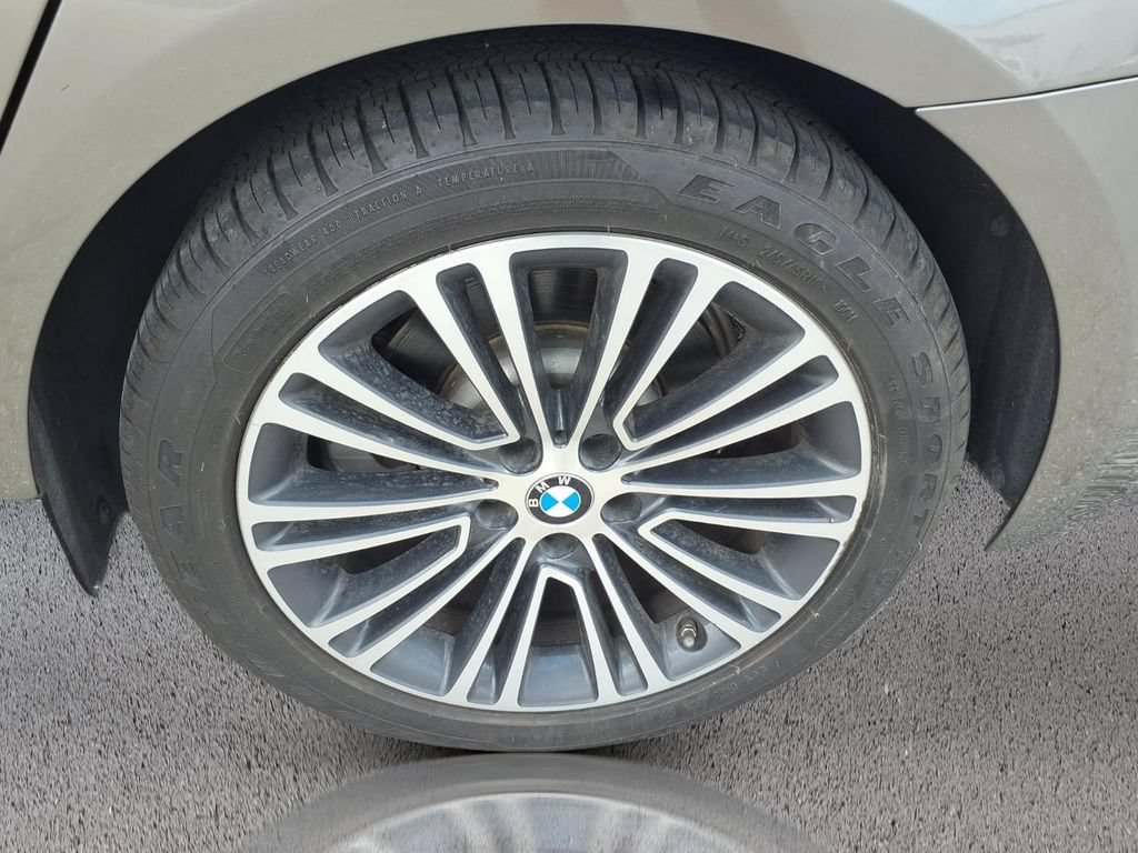 Used 2018 BMW 530i RWD image 29