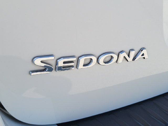 Used 2018 Kia Sedona L FWD image 5