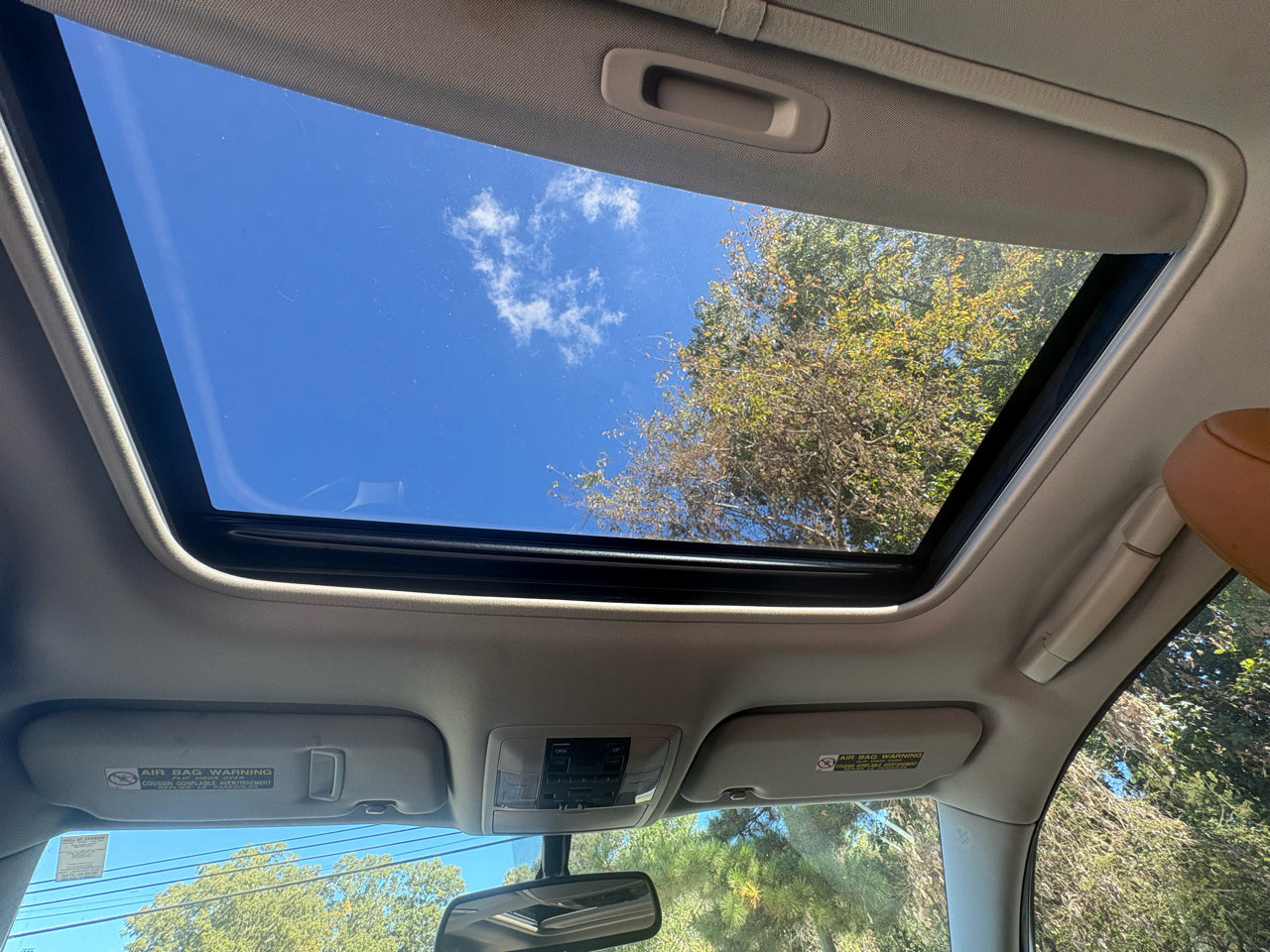 Used 2011 Lexus CT 200h image 22