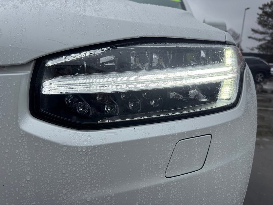 Certified 2023 Volvo XC90 B5 Plus w/ Protection Package Premier image 30