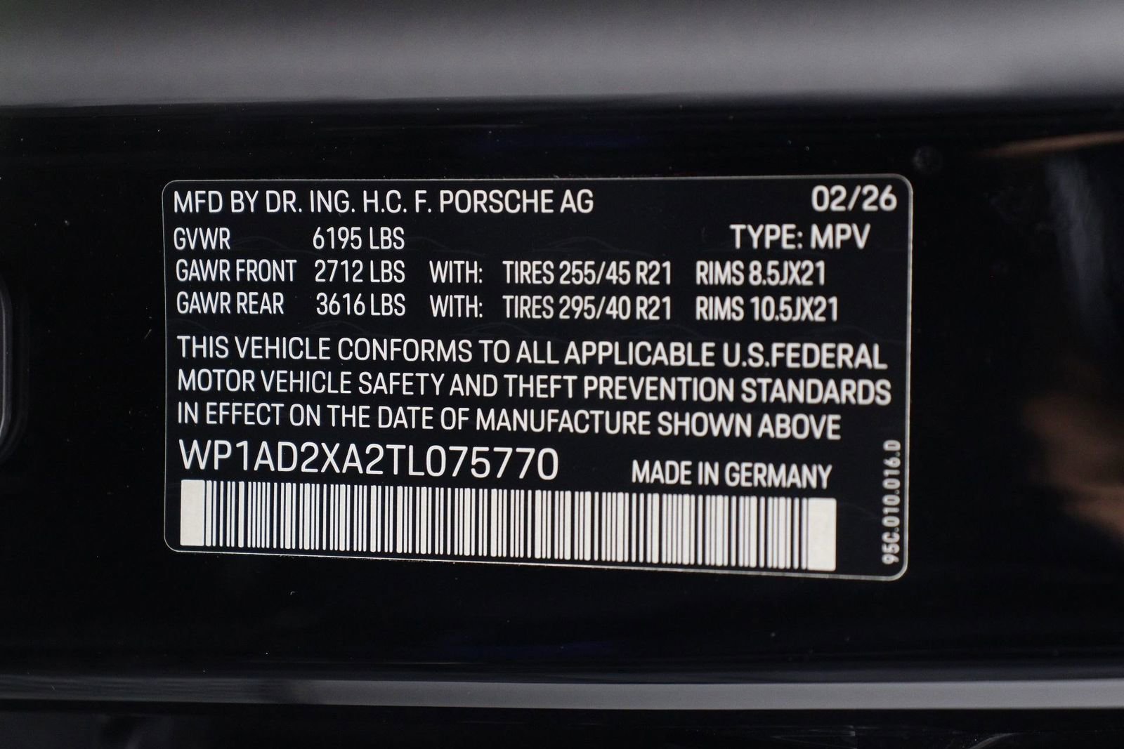 New 2026 Porsche Macan Electric RWD image 24