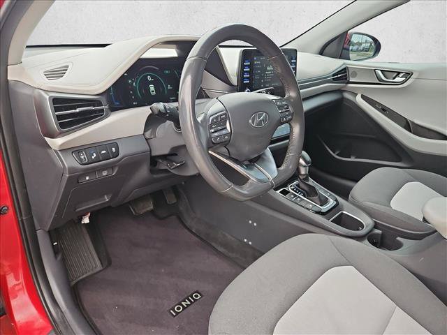 Used 2020 Hyundai Ioniq SEL FWD image 10