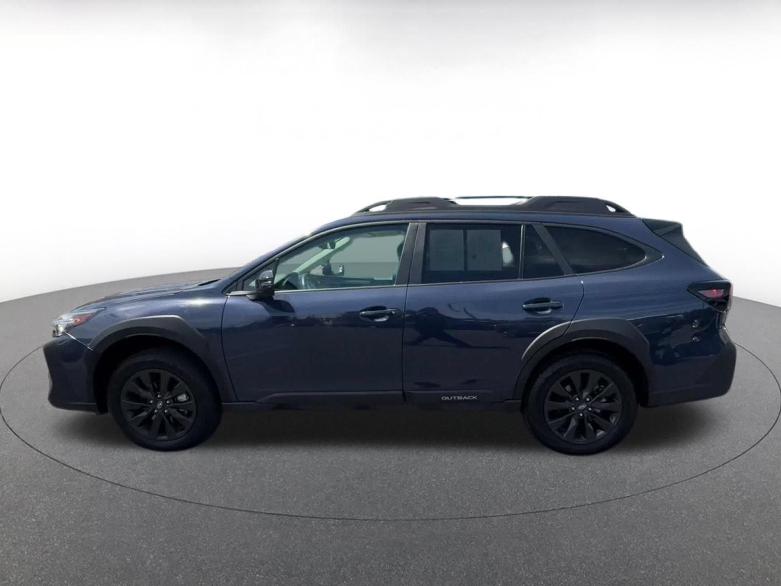 Used 2025 Subaru Outback Onyx Edition AWD/4WD image 8