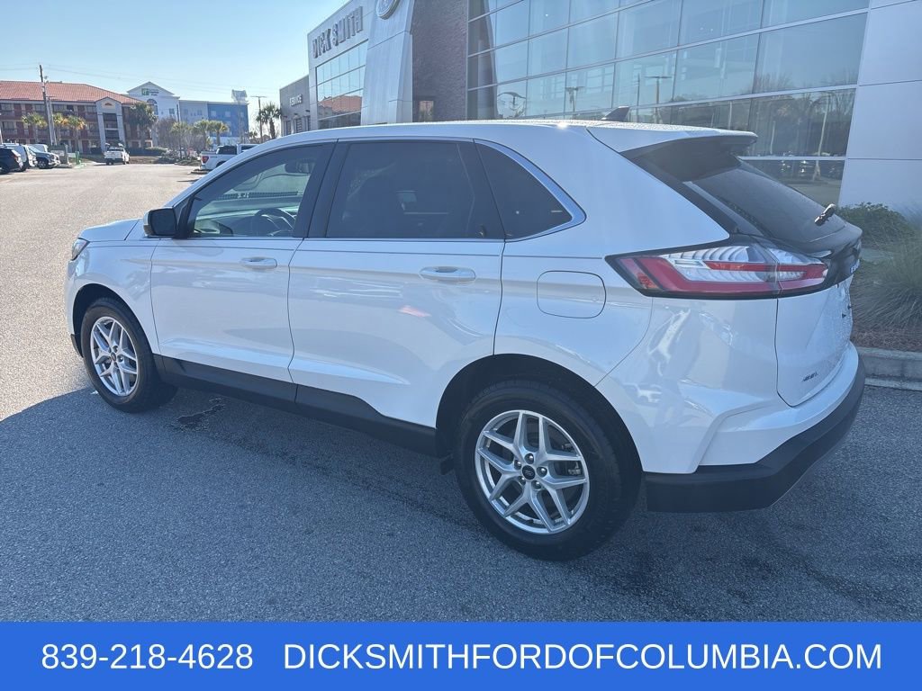 Used 2023 Ford Edge SEL w/ Convenience Package image 3