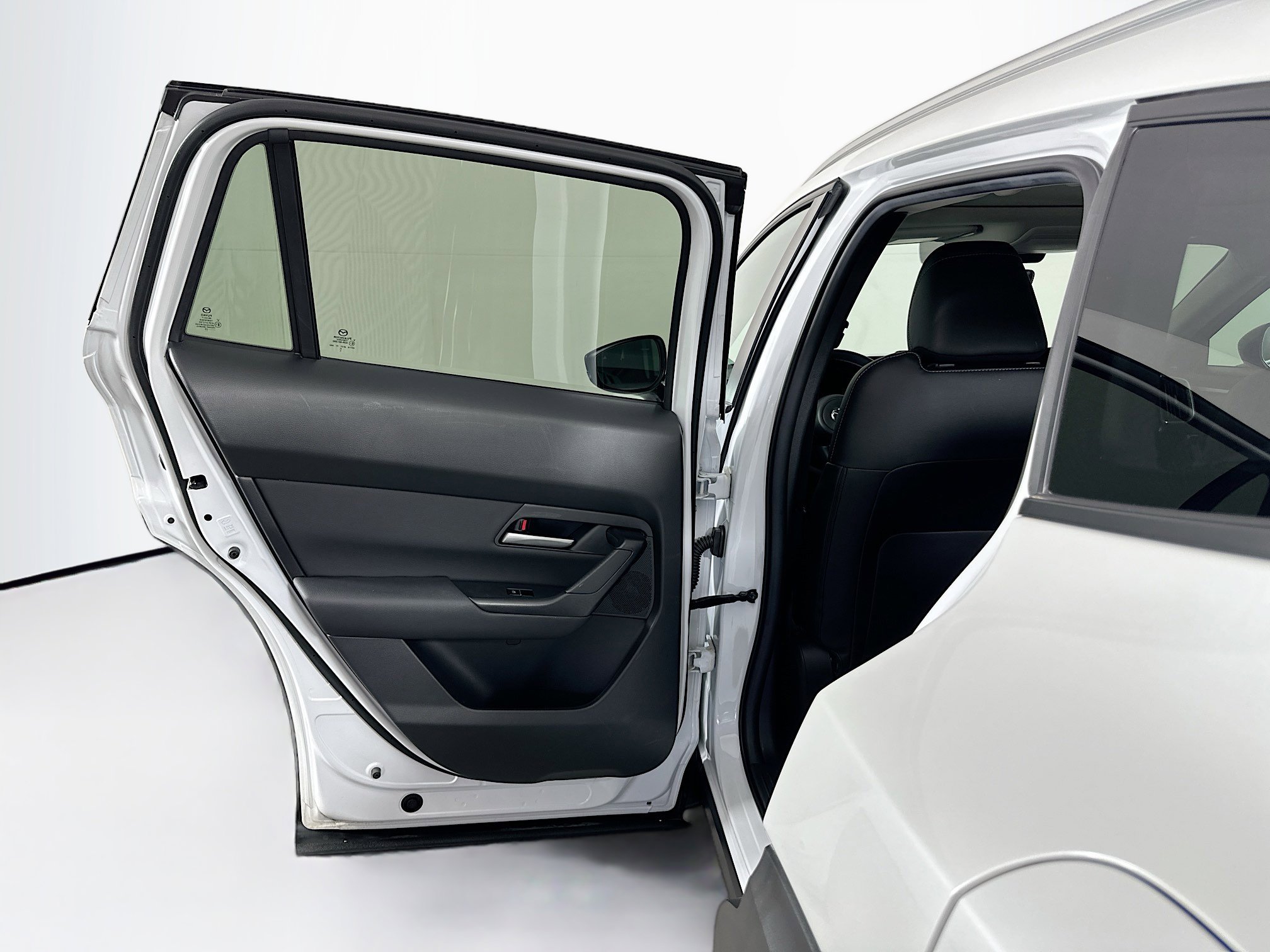 Used 2025 MAZDA CX-50 AWD 2.5 S w/ Premium Package image 26