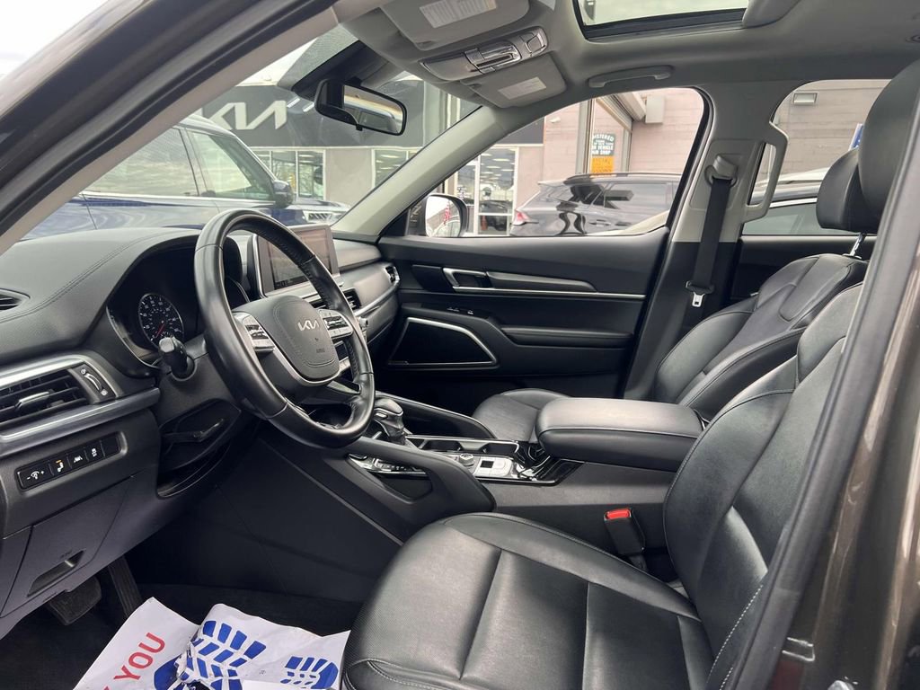 Used 2022 Kia Telluride S AWD/4WD image 19