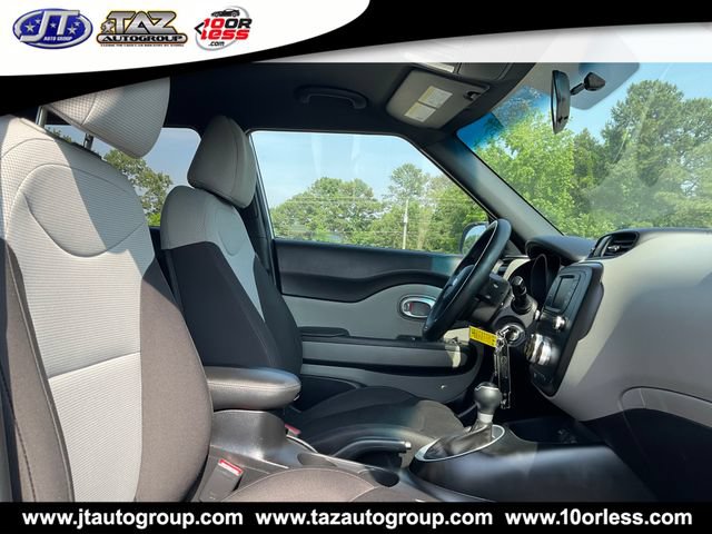 Used 2018 Kia Soul FWD image 13