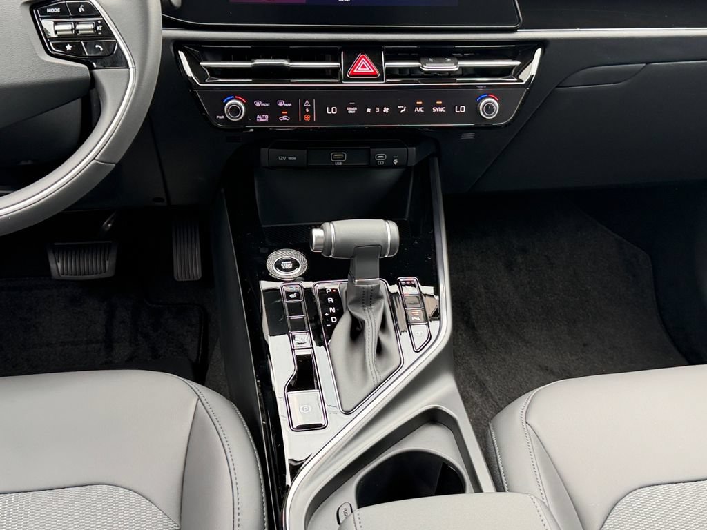 New 2026 Kia Niro EX w/ EX Premium Package FWD image 12