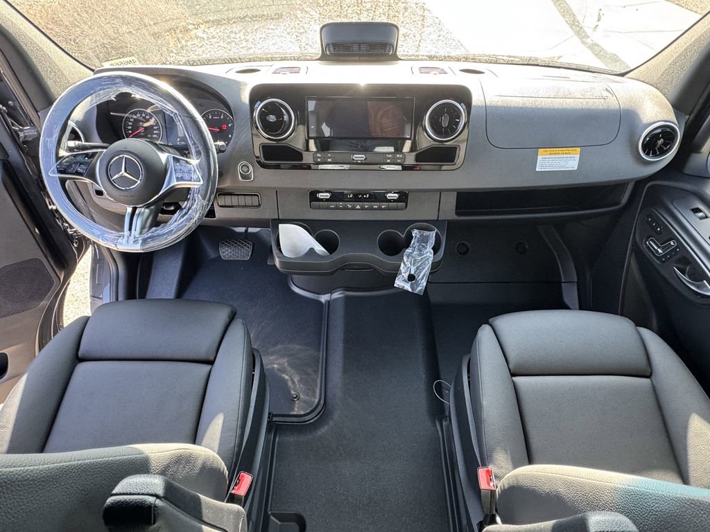 New 2026 Mercedes-Benz Sprinter 2500 image 21