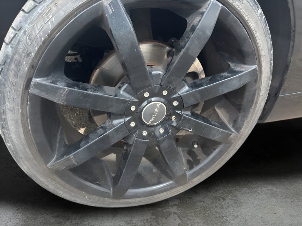 Used 2004 Cadillac CTS 3.6 w/ Preferred Equipment Group RWD image 30