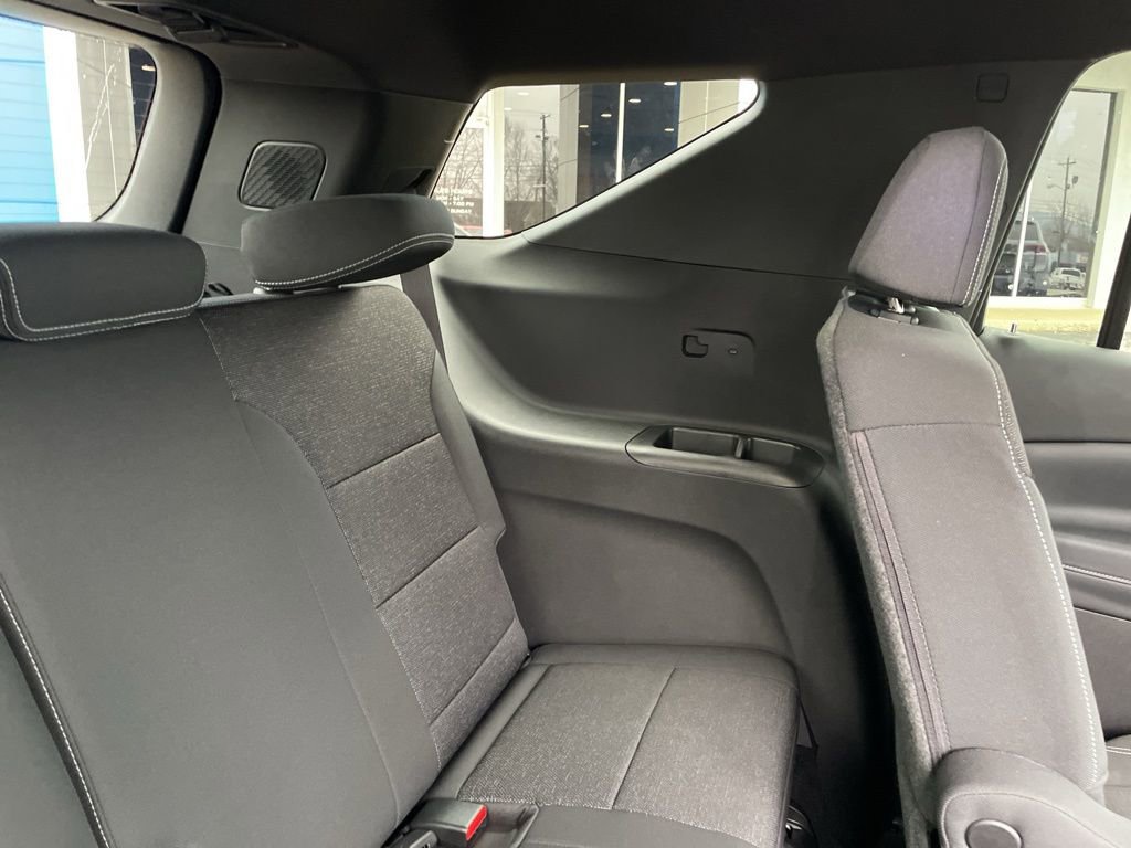 New 2026 Chevrolet Traverse LT w/ Driver Confidence Package image 38