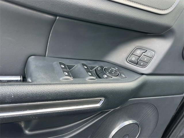 Used 2024 Ford Expedition Max XLT image 28