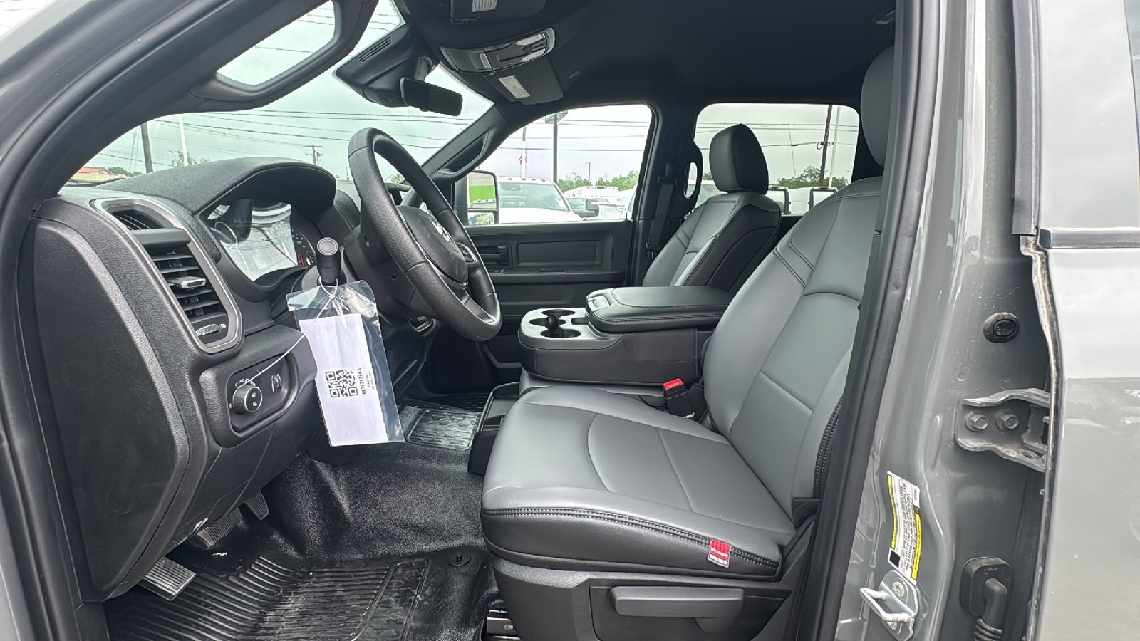 New 2026 RAM 3500 Tradesman w/ Chrome Appearance Group A AWD/4WD image 9