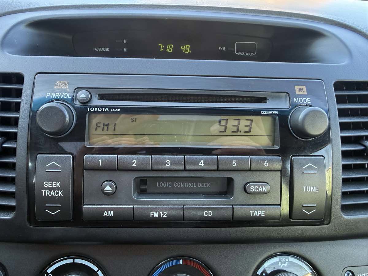 Used 2005 Toyota Camry LE image 17