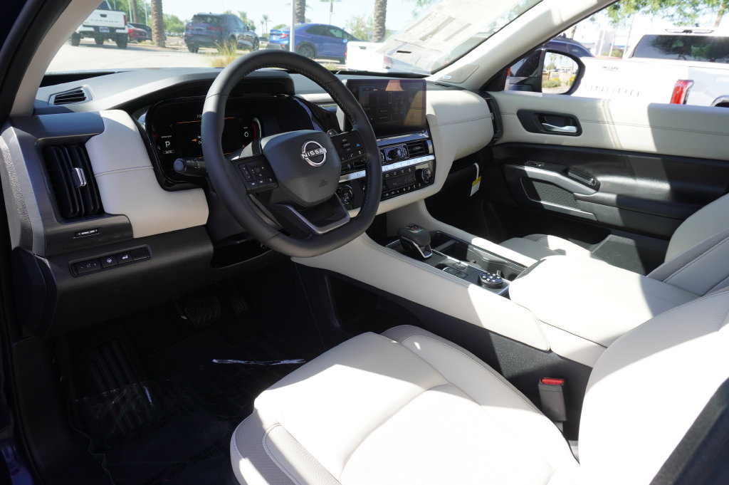 New 2026 Nissan Pathfinder SL w/ SL Premium Package AWD/4WD image 18