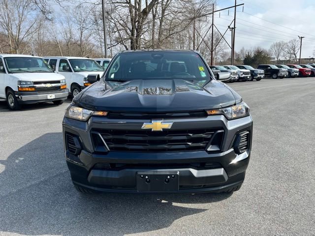 Used 2024 Chevrolet Colorado LT image 3