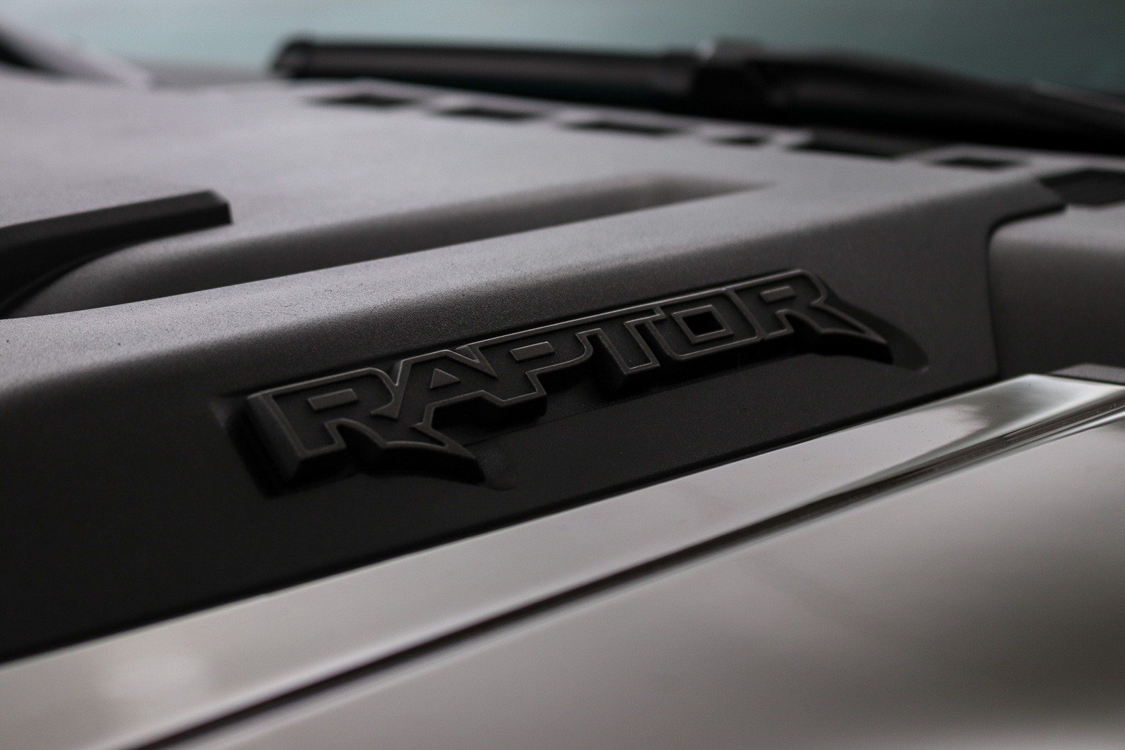 Used 2025 Ford F150 Raptor AWD/4WD image 38