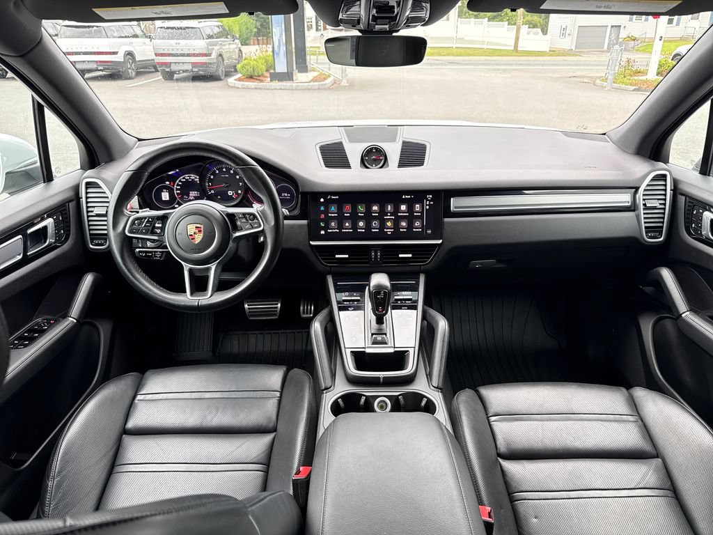 Used 2023 Porsche Cayenne S AWD/4WD image 22