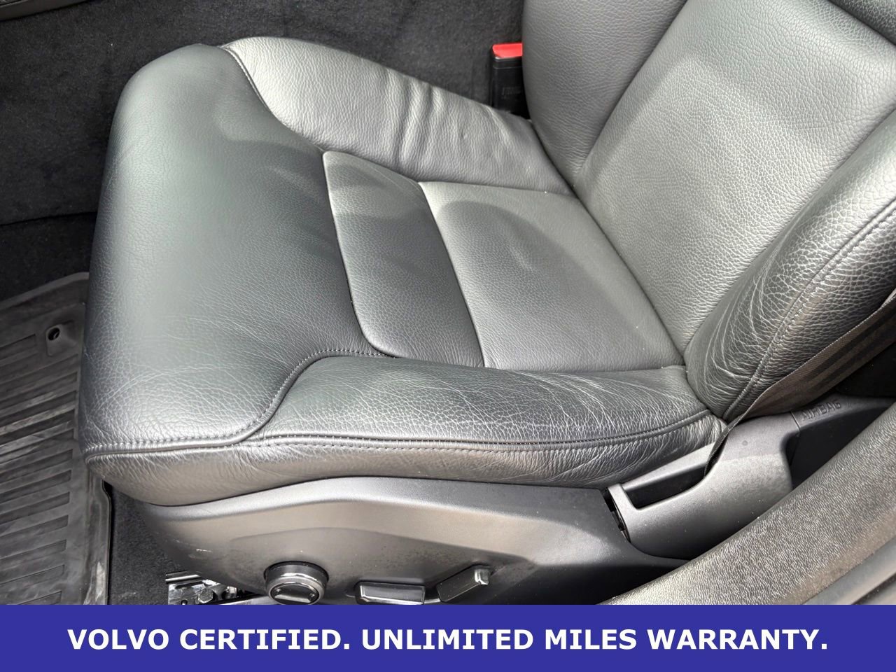 Certified 2023 Volvo S60 T8 Plus w/ Protection Package Premier image 29