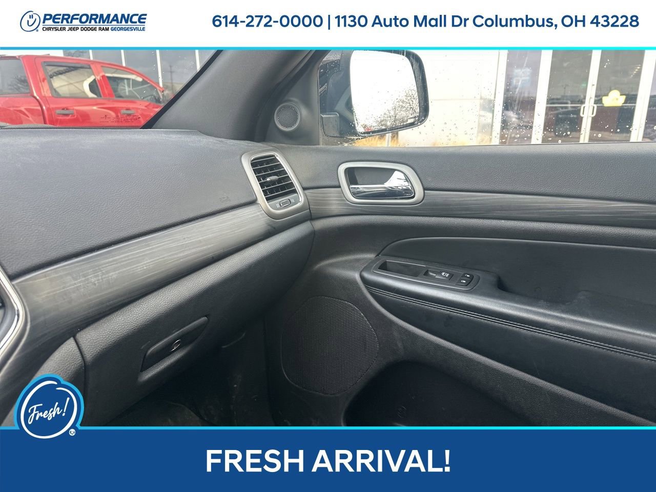 Used 2021 Jeep Grand Cherokee Laredo image 24