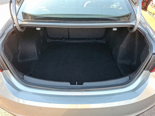 Used 2024 Chevrolet Malibu LT image 23