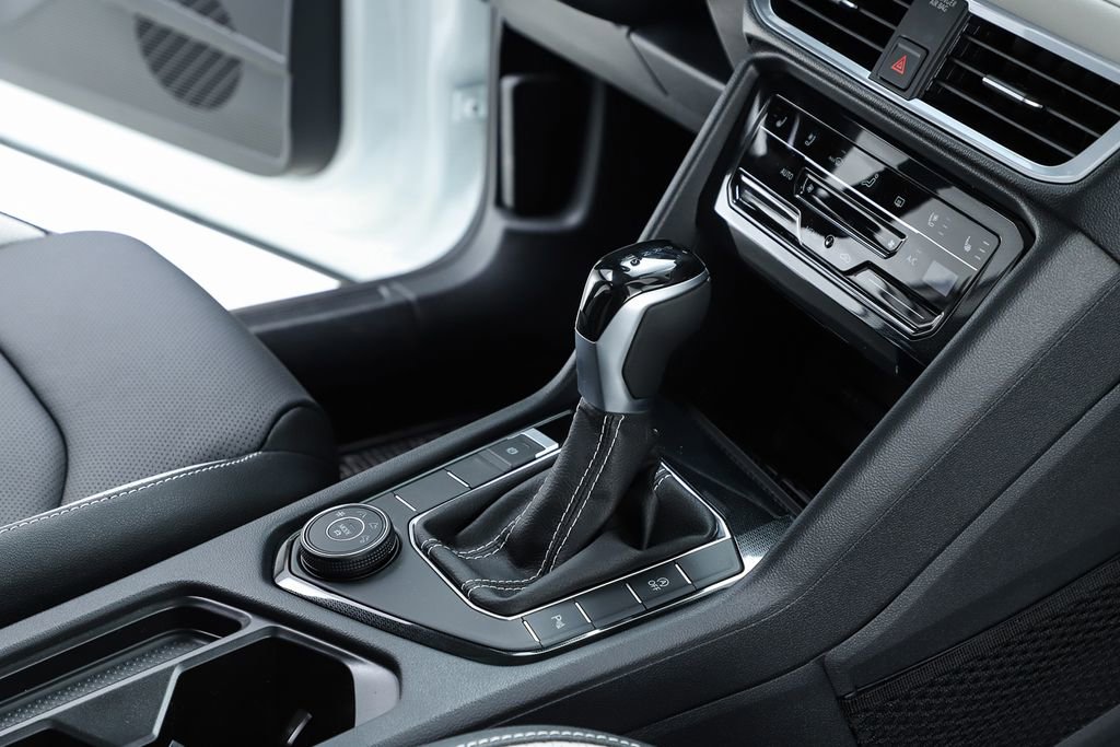 New 2026 Volkswagen Taos SEL image 71