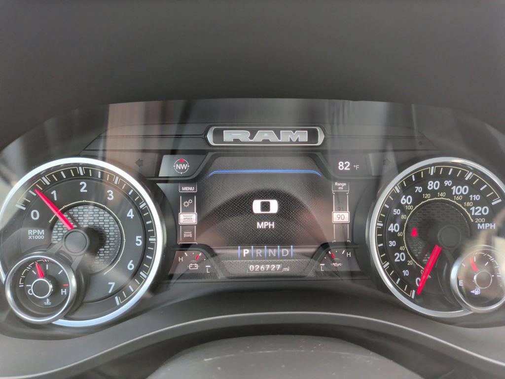 Used 2022 RAM 1500 Big Horn AWD/4WD image 32
