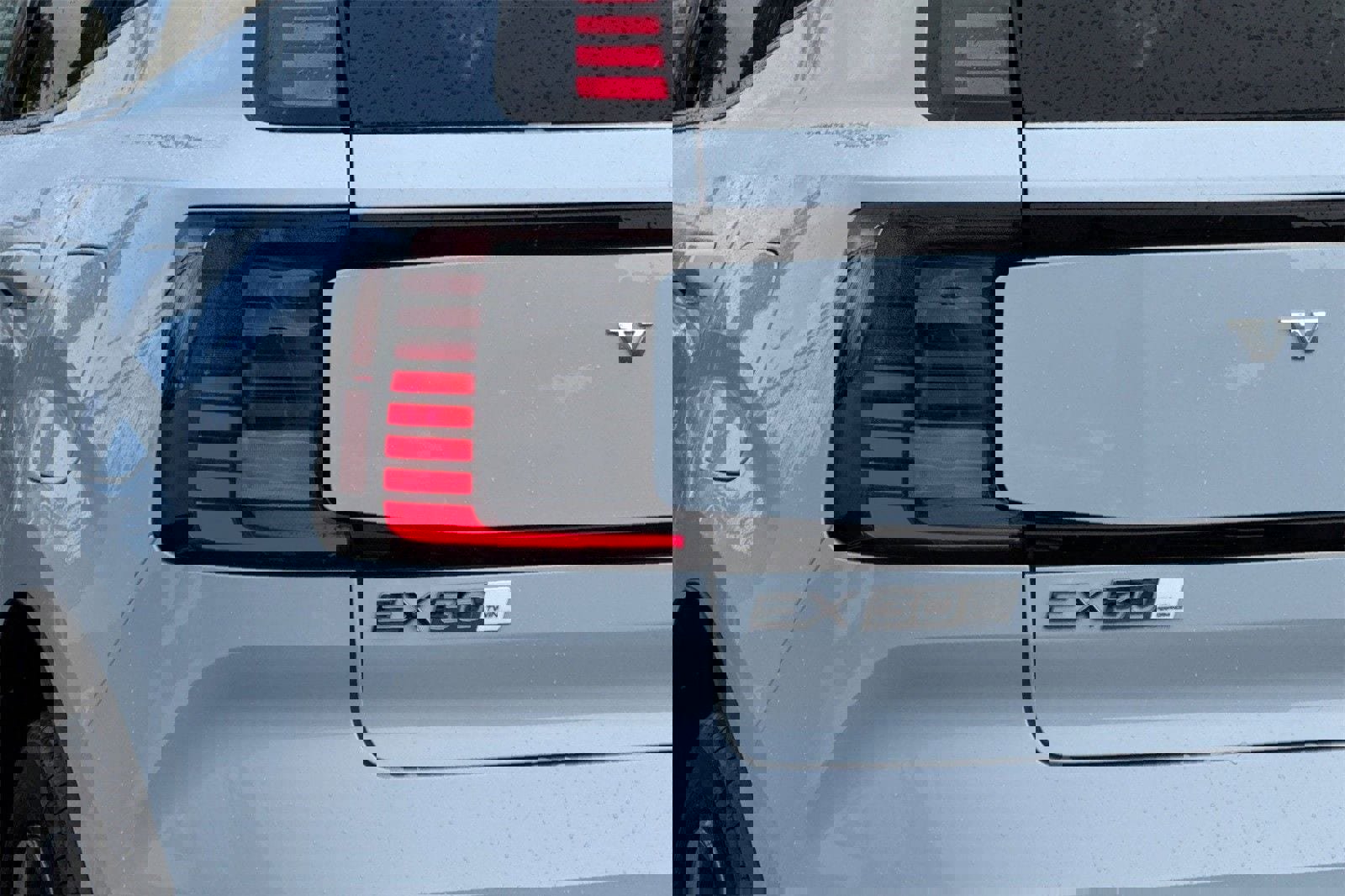 New 2026 Volvo EX30 Plus w/ Climate Package image 25