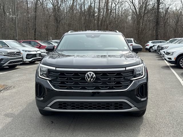 Certified 2025 Volkswagen Atlas Cross Sport SE image 8