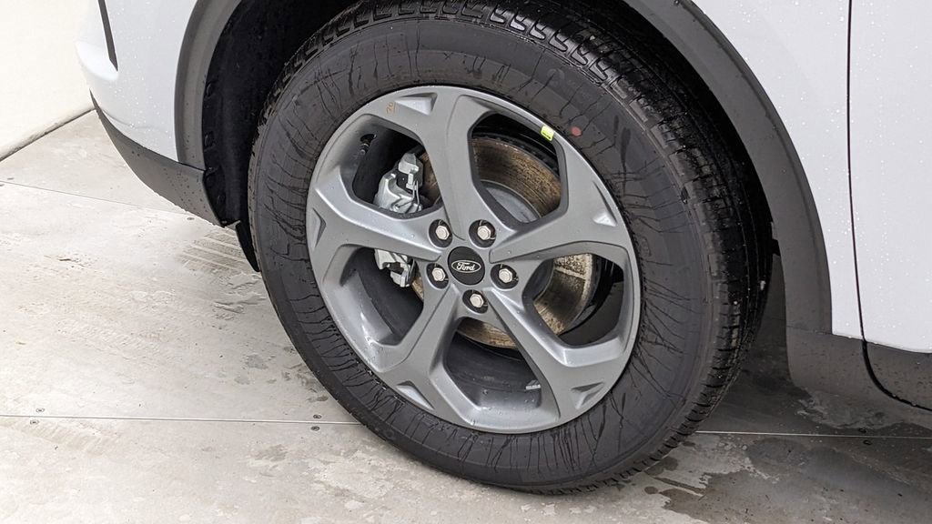 New 2026 Ford Escape ST-Line w/ Tech Pack #1 image 4