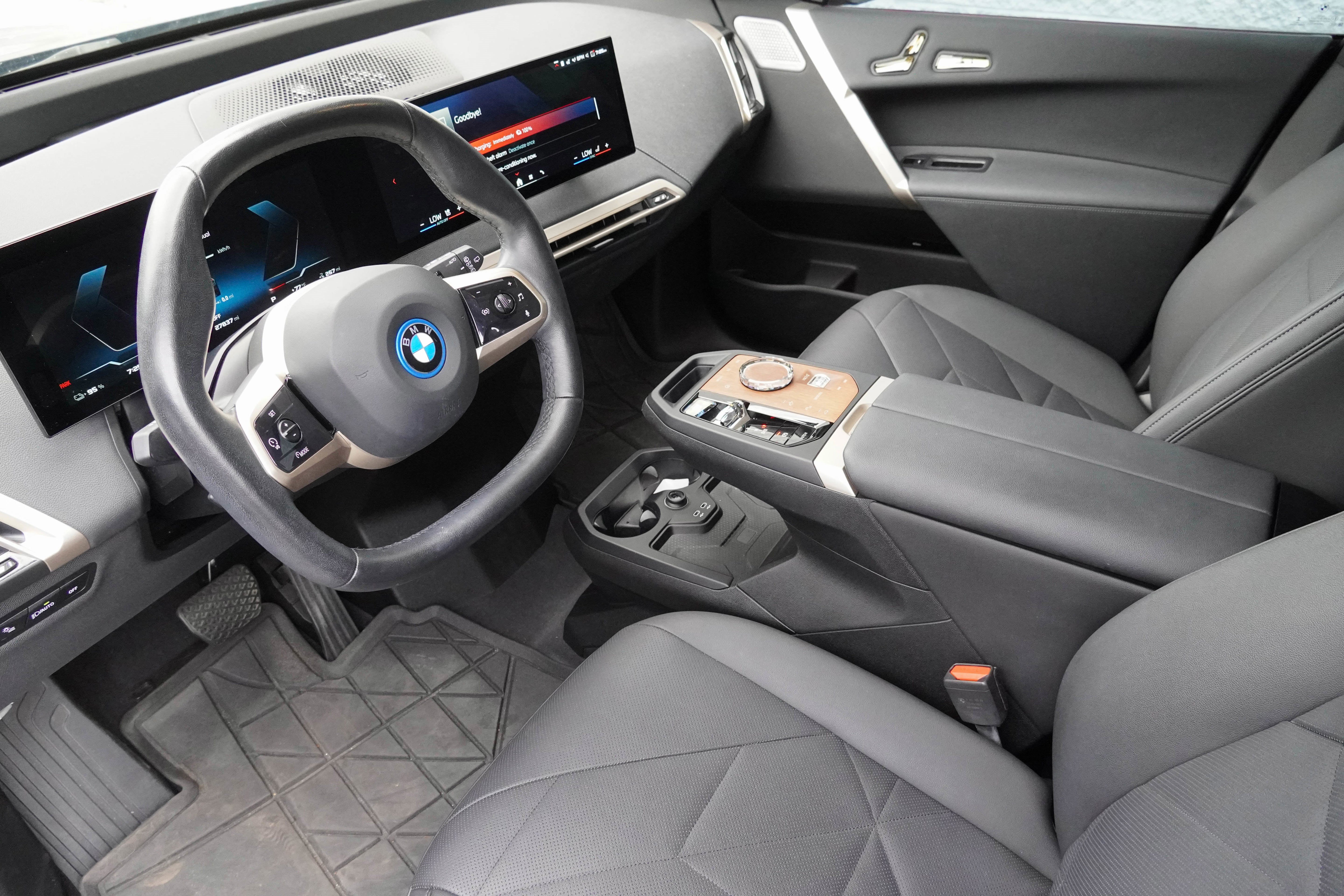 Certified 2024 BMW iX M60 AWD/4WD image 10