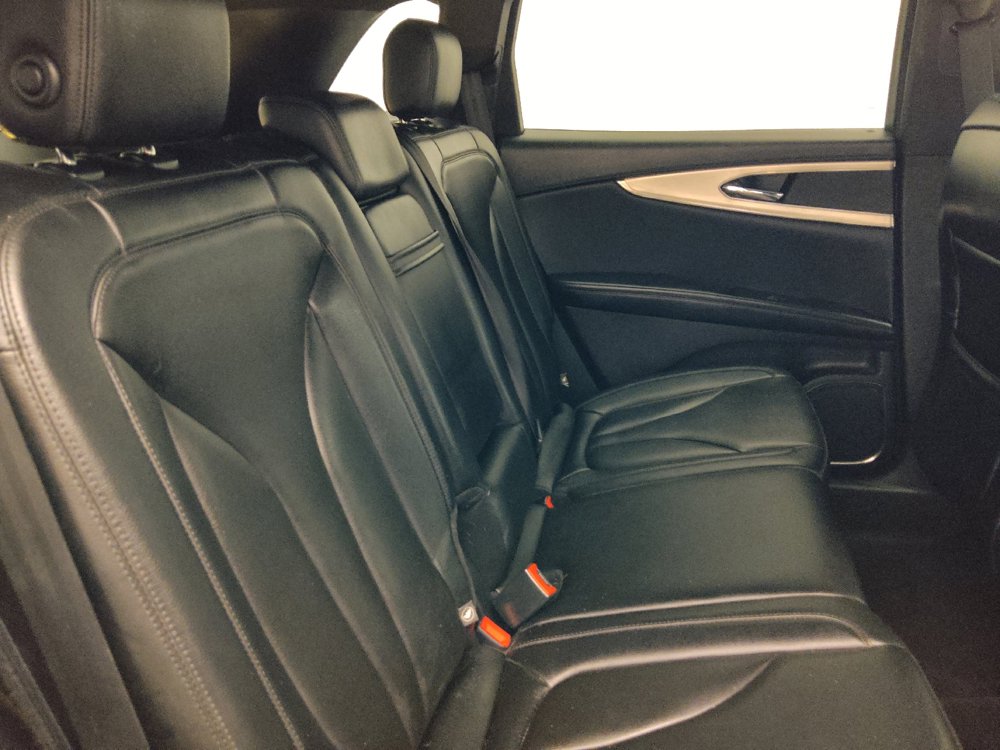 Used 2016 Lincoln MKX Premiere w/ Cargo Accessories Package FWD image 19
