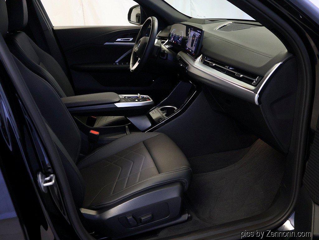 Certified 2026 BMW X2 xDrive28i AWD/4WD image 37