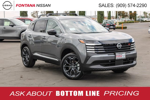 New 2026 Nissan Kicks SR w/ Cold Weather Package