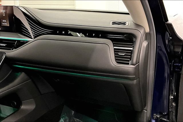 Used 2025 INFINITI QX80 Sensory AWD/4WD image 19