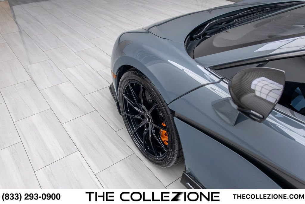 Used 2019 McLaren 600LT RWD image 15