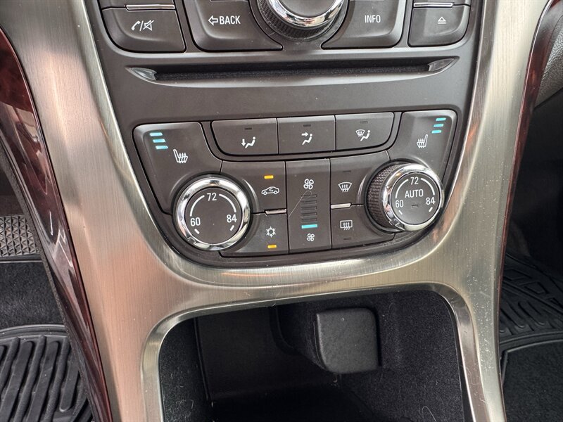 Used 2014 Buick Verano Convenience FWD image 23